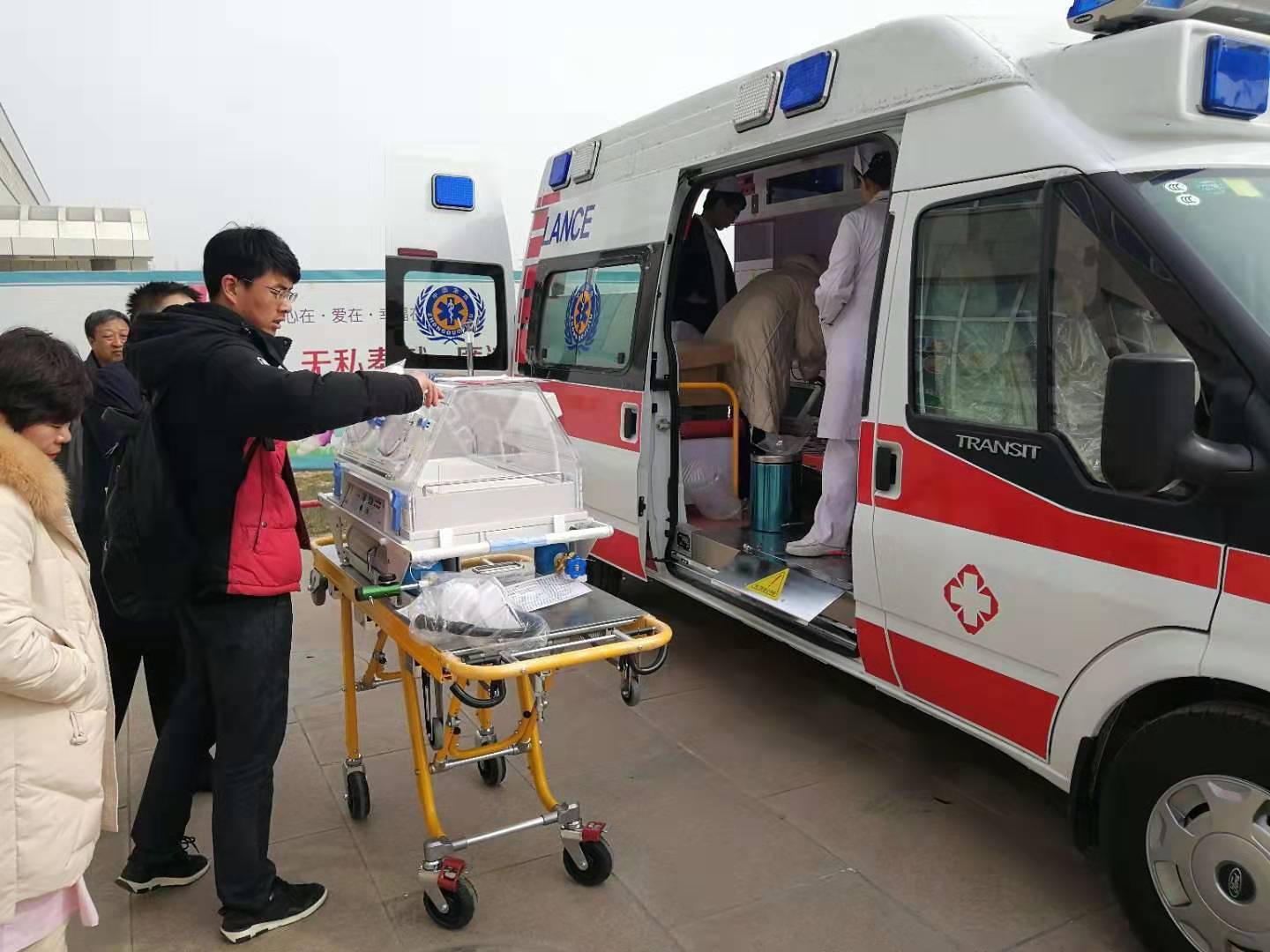 阆中市救护车转院